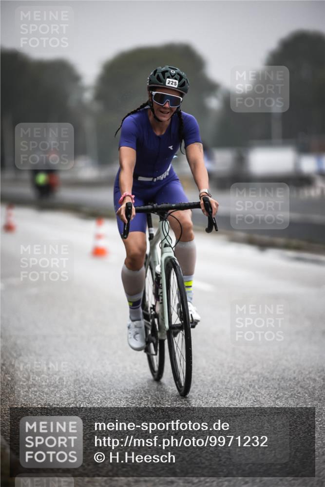 16.08.2026 - KN Förde Triathlon 2026 H.Heesch http://msf.ph/oto/9971232 16.08.2026 09:58:56 Radfahren 138, 156, 174, 254, 265 meine-sportfotos.de