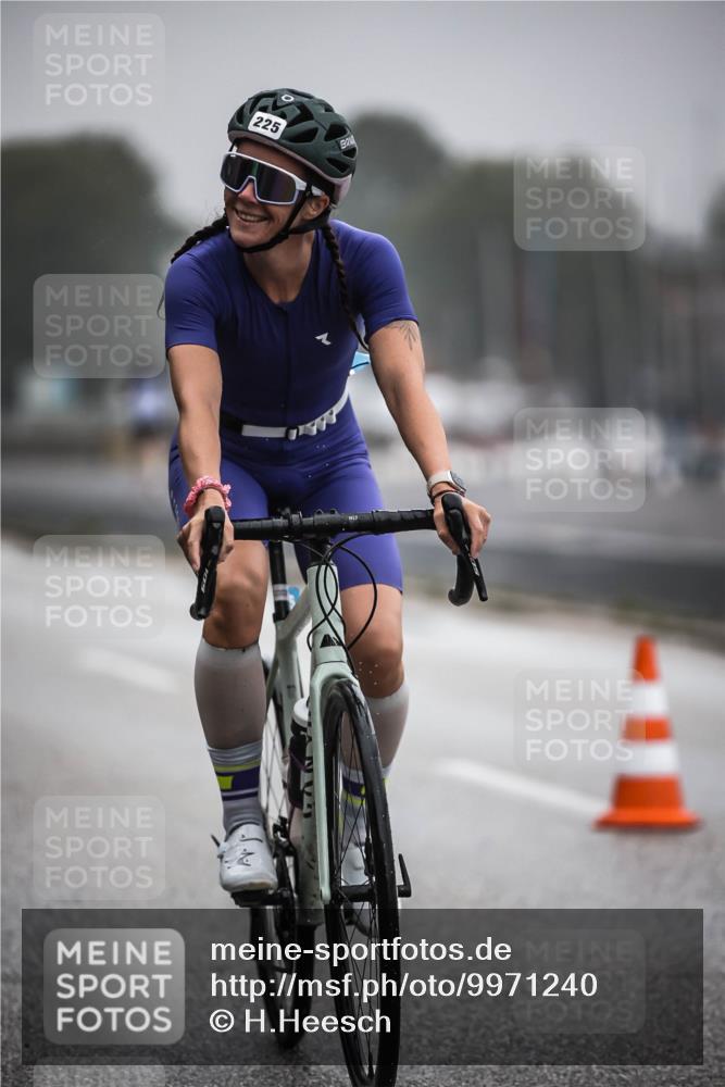 16.08.2026 - KN Förde Triathlon 2026 H.Heesch http://msf.ph/oto/9971240 16.08.2026 09:58:56 Radfahren 138, 156, 174, 254, 265 meine-sportfotos.de