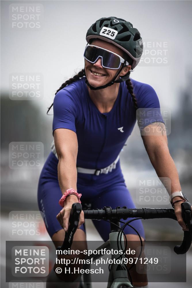 16.08.2026 - KN Förde Triathlon 2026 H.Heesch http://msf.ph/oto/9971249 16.08.2026 09:58:57 Radfahren 138, 156, 174, 254, 265 meine-sportfotos.de