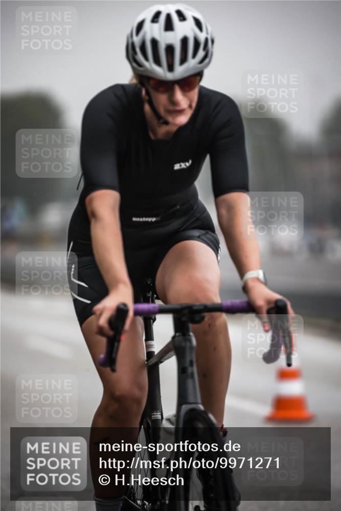 16.08.2026 - KN Förde Triathlon 2026 H.Heesch http://msf.ph/oto/9971271 16.08.2026 09:59:02 Radfahren 254 meine-sportfotos.de