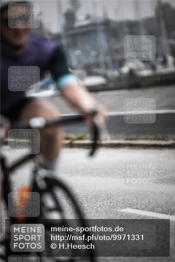 16.08.2026 - KN Förde Triathlon 2026 H.Heesch http://msf.ph/oto/9971331 16.08.2026 09:59:27 Radfahren 201, 230, 236, 268 meine-sportfotos.de