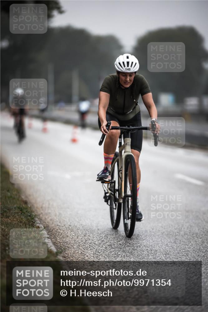 16.08.2026 - KN Förde Triathlon 2026 H.Heesch http://msf.ph/oto/9971354 16.08.2026 09:59:45 Radfahren 183, 266 meine-sportfotos.de