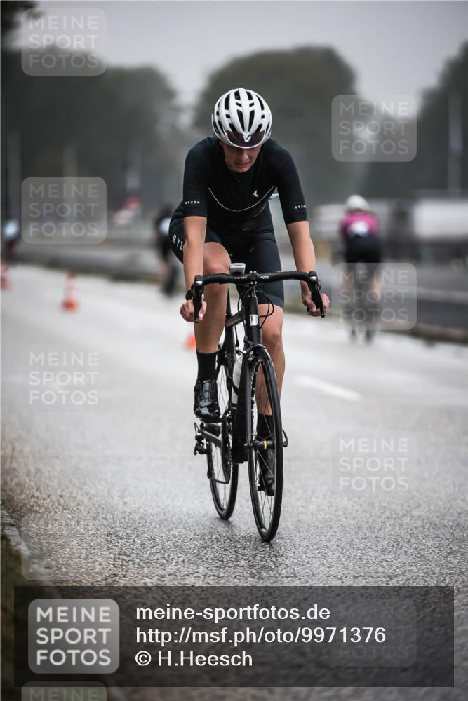 16.08.2026 - KN Förde Triathlon 2026 H.Heesch http://msf.ph/oto/9971376 16.08.2026 09:59:50 Radfahren 103, 266 meine-sportfotos.de