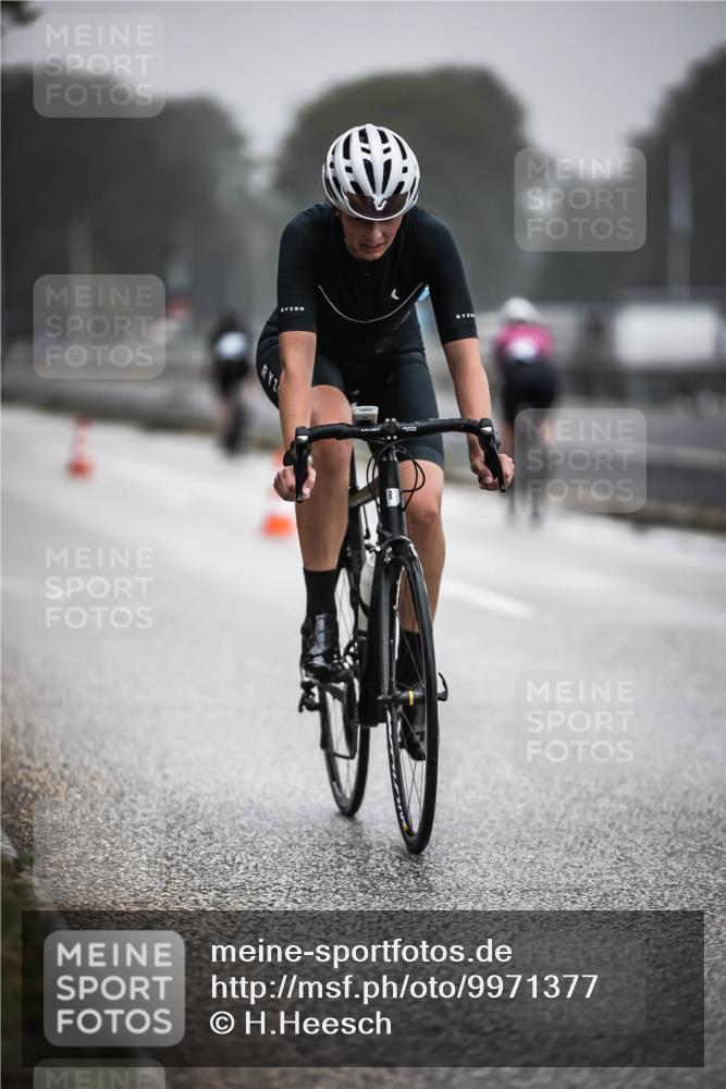 16.08.2026 - KN Förde Triathlon 2026 H.Heesch http://msf.ph/oto/9971377 16.08.2026 09:59:50 Radfahren 103, 266 meine-sportfotos.de