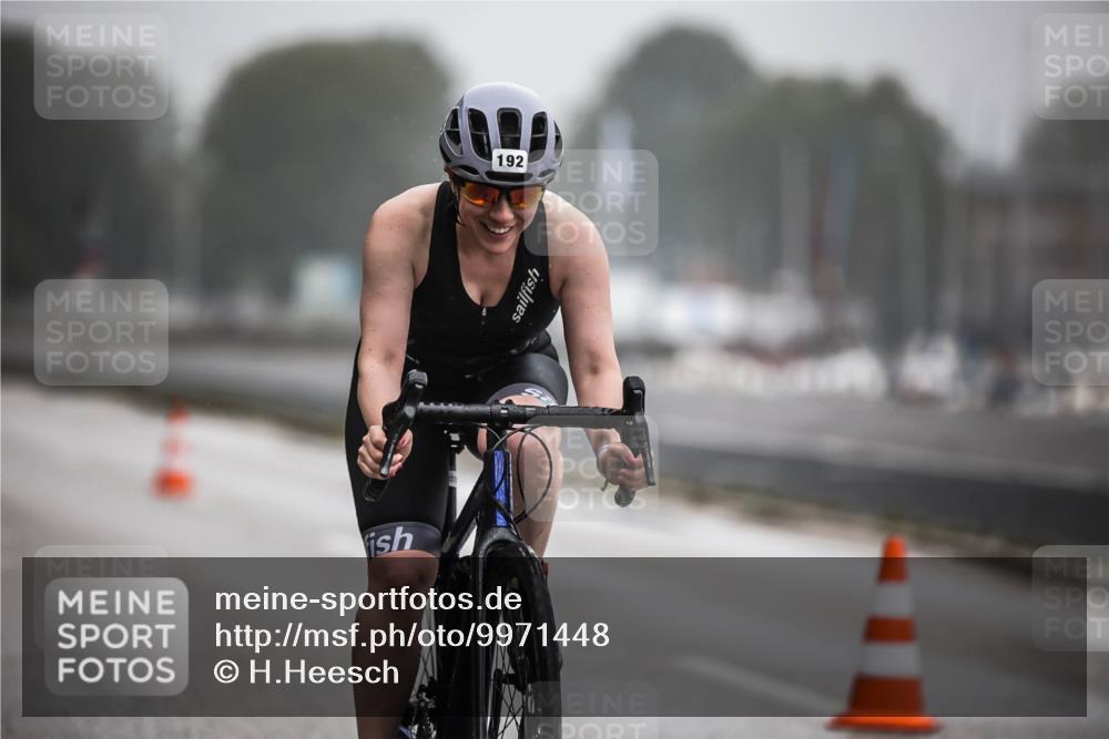 16.08.2026 - KN Förde Triathlon 2026 H.Heesch http://msf.ph/oto/9971448 16.08.2026 10:00:15 Radfahren 123, 215 meine-sportfotos.de