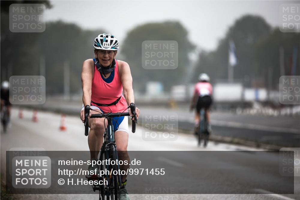 16.08.2026 - KN Förde Triathlon 2026 H.Heesch http://msf.ph/oto/9971455 16.08.2026 10:00:17 Radfahren 123, 215 meine-sportfotos.de