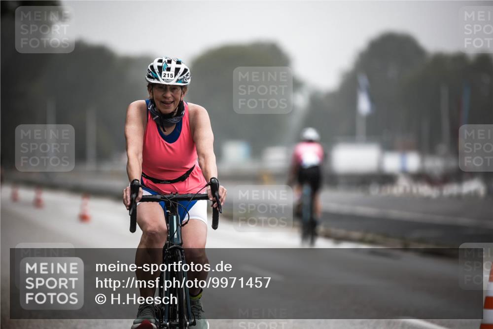 16.08.2026 - KN Förde Triathlon 2026 H.Heesch http://msf.ph/oto/9971457 16.08.2026 10:00:17 Radfahren 123, 215 meine-sportfotos.de