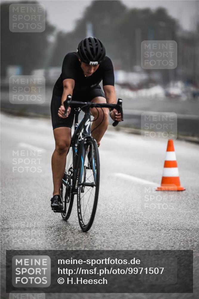 16.08.2026 - KN Förde Triathlon 2026 H.Heesch http://msf.ph/oto/9971507 16.08.2026 10:00:29 Radfahren 184, 267 meine-sportfotos.de