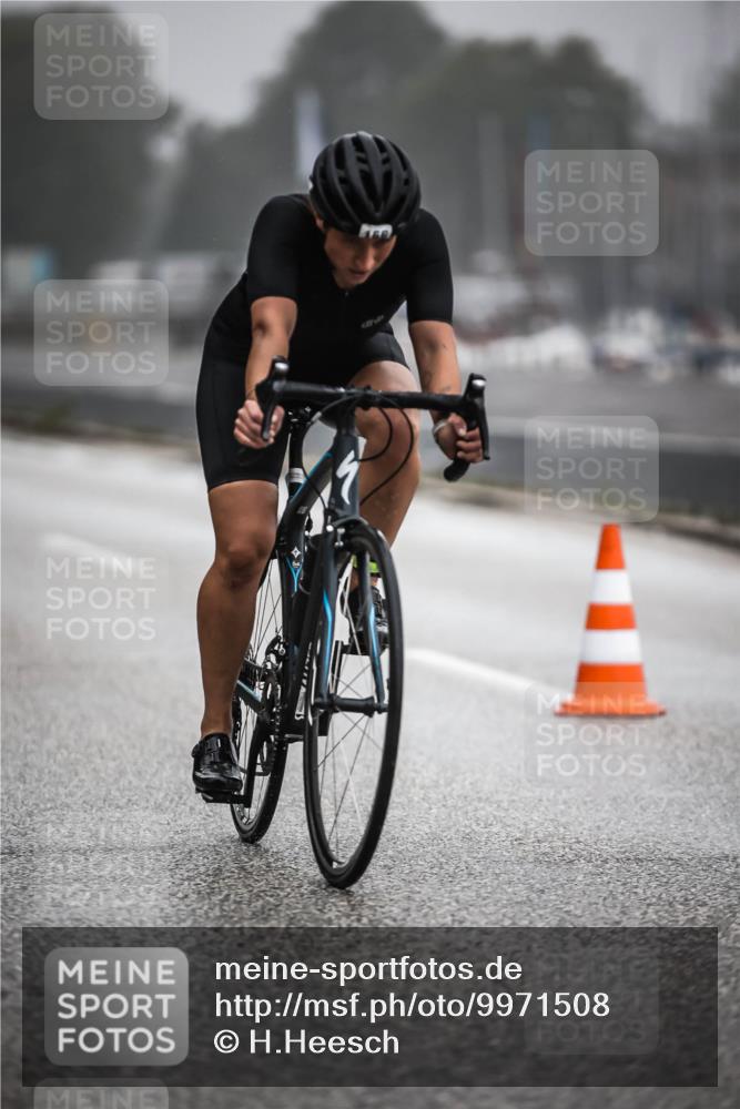 16.08.2026 - KN Förde Triathlon 2026 H.Heesch http://msf.ph/oto/9971508 16.08.2026 10:00:29 Radfahren 184, 267 meine-sportfotos.de