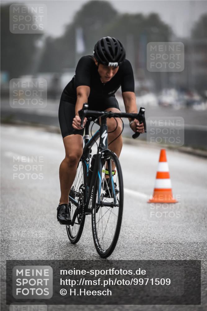 16.08.2026 - KN Förde Triathlon 2026 H.Heesch http://msf.ph/oto/9971509 16.08.2026 10:00:29 Radfahren 184, 267 meine-sportfotos.de