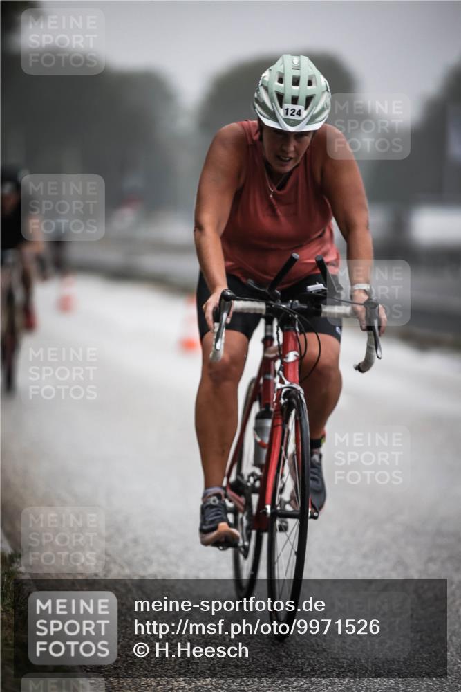 16.08.2026 - KN Förde Triathlon 2026 H.Heesch http://msf.ph/oto/9971526 16.08.2026 10:00:31 Radfahren 184 meine-sportfotos.de