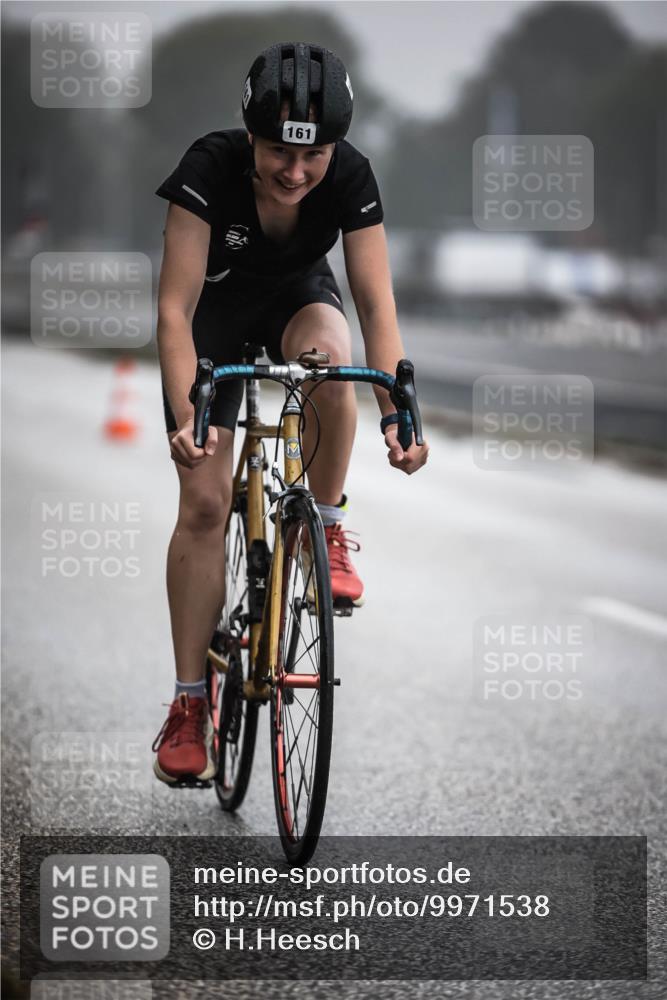 16.08.2026 - KN Förde Triathlon 2026 H.Heesch http://msf.ph/oto/9971538 16.08.2026 10:00:33 Radfahren 168 meine-sportfotos.de