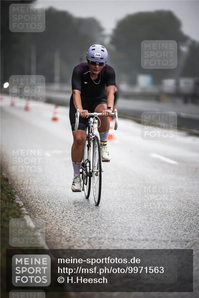 16.08.2026 - KN Förde Triathlon 2026 H.Heesch http://msf.ph/oto/9971563 16.08.2026 10:00:46 Radfahren 200, 242, 246, 248 meine-sportfotos.de