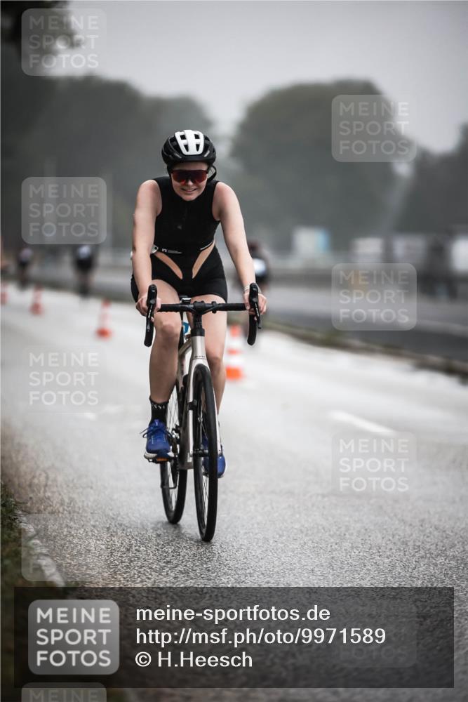 16.08.2026 - KN Förde Triathlon 2026 H.Heesch http://msf.ph/oto/9971589 16.08.2026 10:00:56 Radfahren 228, 238, 243 meine-sportfotos.de