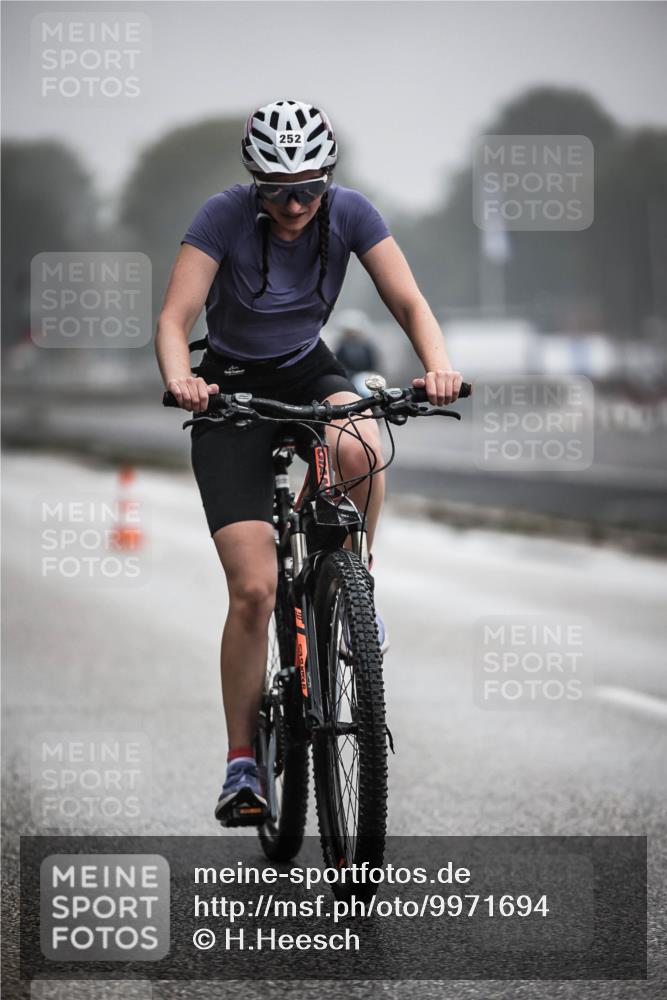 16.08.2026 - KN Förde Triathlon 2026 H.Heesch http://msf.ph/oto/9971694 16.08.2026 10:01:24 Radfahren 217, 252 meine-sportfotos.de