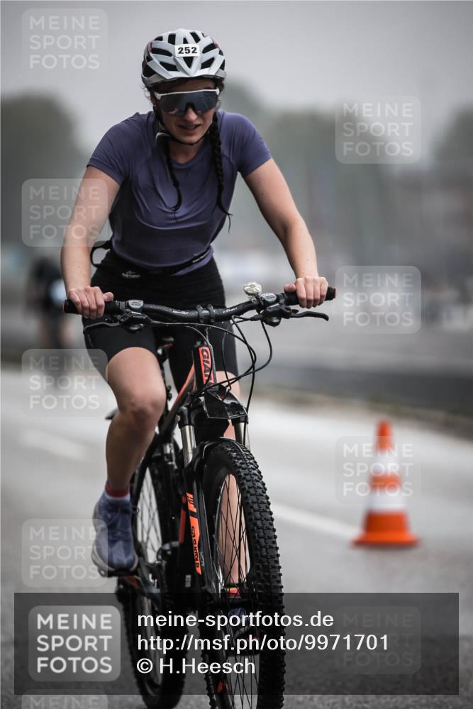 16.08.2026 - KN Förde Triathlon 2026 H.Heesch http://msf.ph/oto/9971701 16.08.2026 10:01:24 Radfahren 217, 252 meine-sportfotos.de