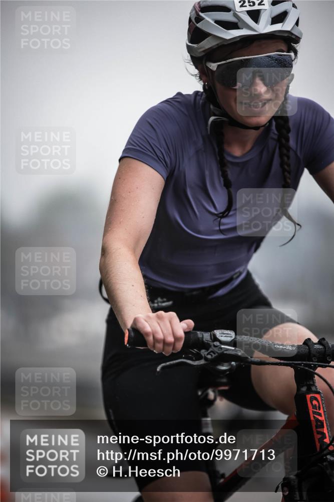 16.08.2026 - KN Förde Triathlon 2026 H.Heesch http://msf.ph/oto/9971713 16.08.2026 10:01:25 Radfahren 217, 252 meine-sportfotos.de