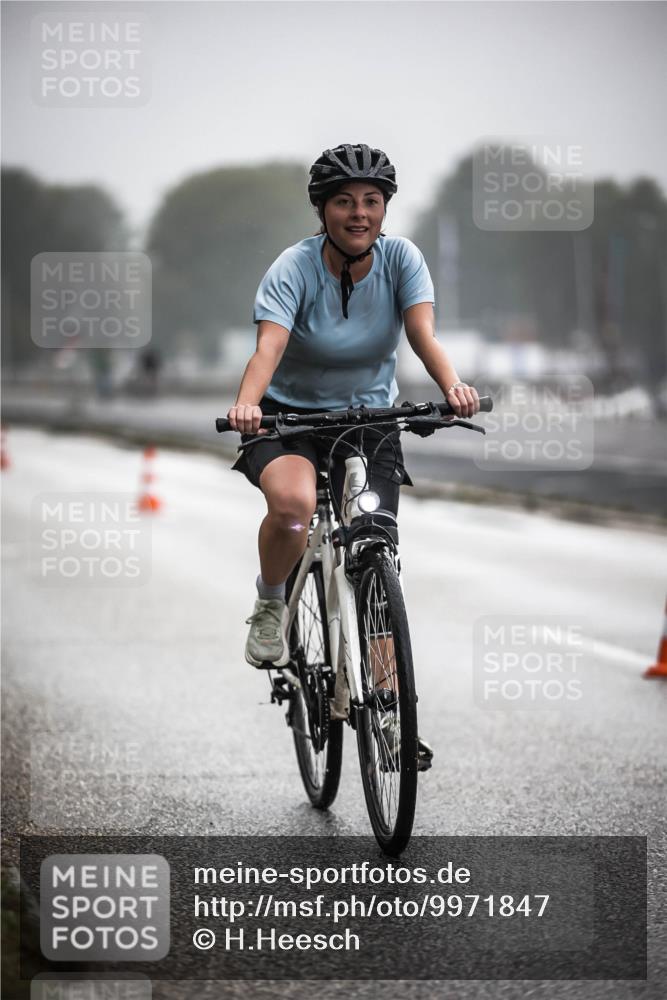 16.08.2026 - KN Förde Triathlon 2026 H.Heesch http://msf.ph/oto/9971847 16.08.2026 10:02:33 Radfahren 126, 236 meine-sportfotos.de