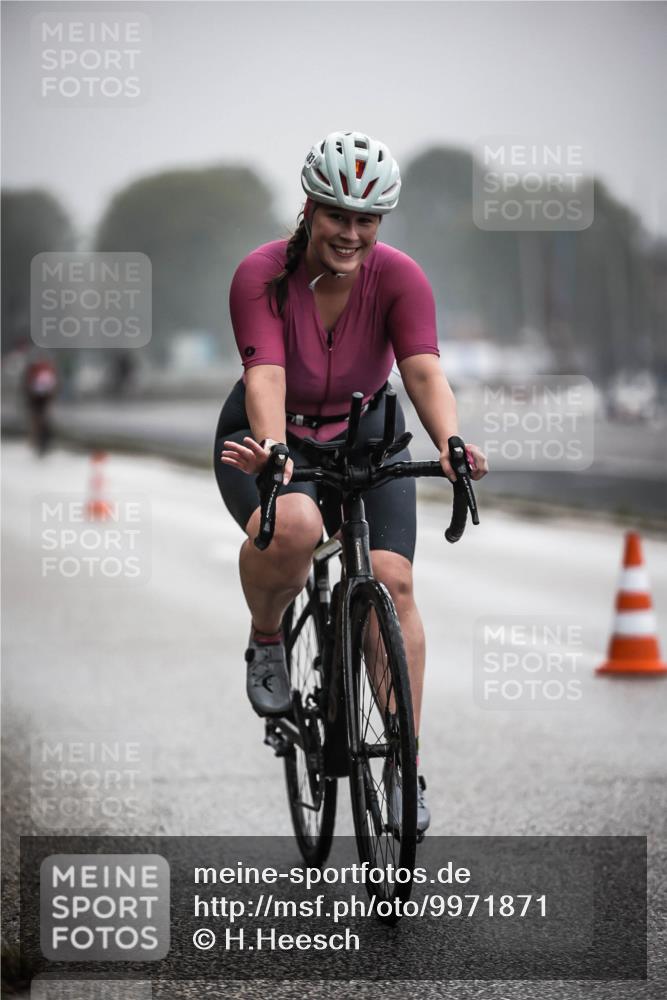 16.08.2026 - KN Förde Triathlon 2026 H.Heesch http://msf.ph/oto/9971871 16.08.2026 10:02:35 Radfahren 126, 236 meine-sportfotos.de