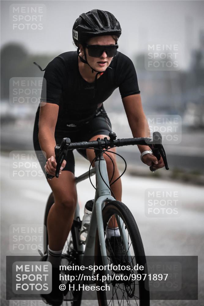 16.08.2026 - KN Förde Triathlon 2026 H.Heesch http://msf.ph/oto/9971897 16.08.2026 10:02:39 Radfahren 126 meine-sportfotos.de