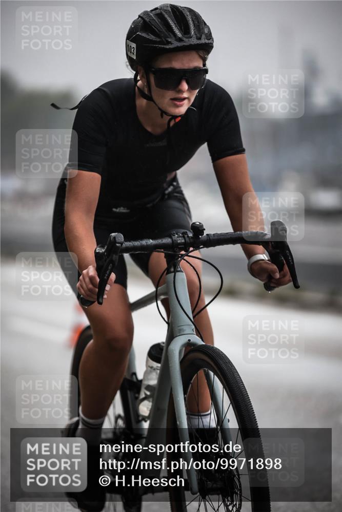 16.08.2026 - KN Förde Triathlon 2026 H.Heesch http://msf.ph/oto/9971898 16.08.2026 10:02:39 Radfahren 126 meine-sportfotos.de
