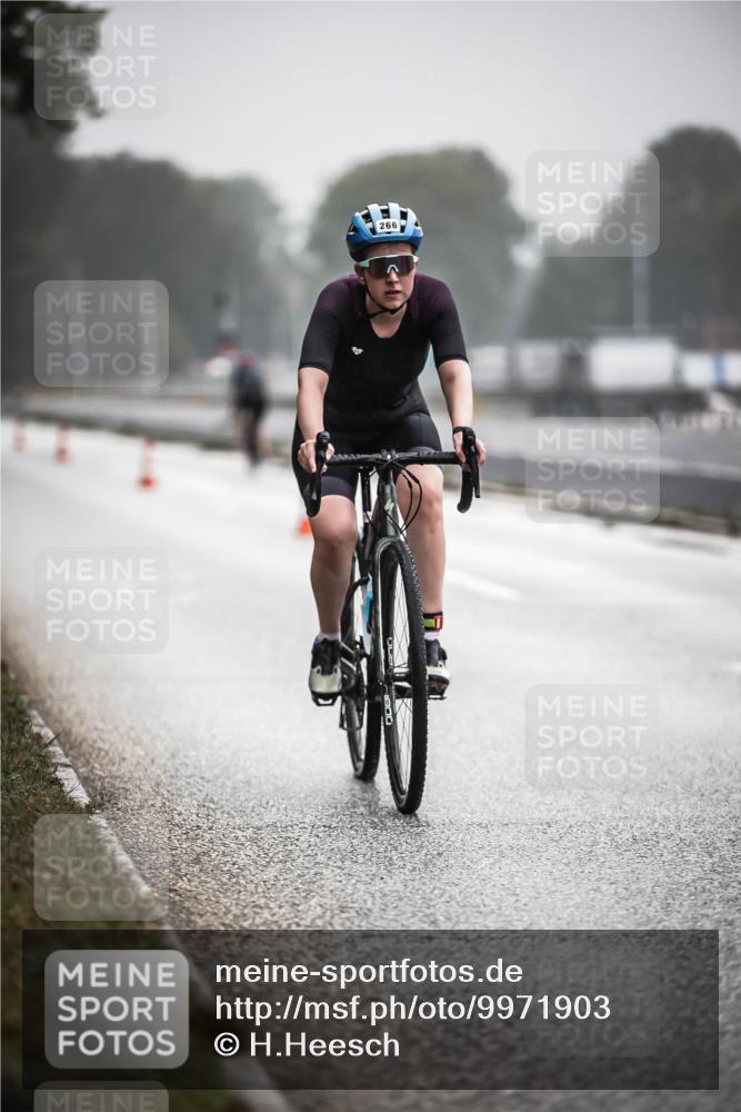 16.08.2026 - KN Förde Triathlon 2026 H.Heesch http://msf.ph/oto/9971903 16.08.2026 10:02:49 Radfahren 181, 233, 234, 253, 266 meine-sportfotos.de