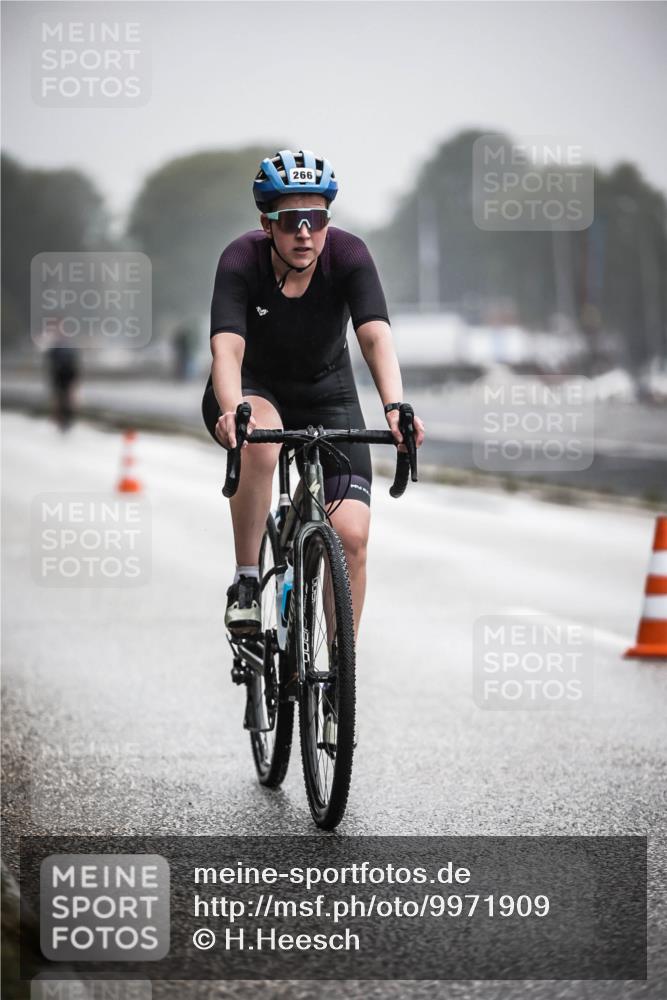 16.08.2026 - KN Förde Triathlon 2026 H.Heesch http://msf.ph/oto/9971909 16.08.2026 10:02:49 Radfahren 181, 233, 234, 253, 266 meine-sportfotos.de