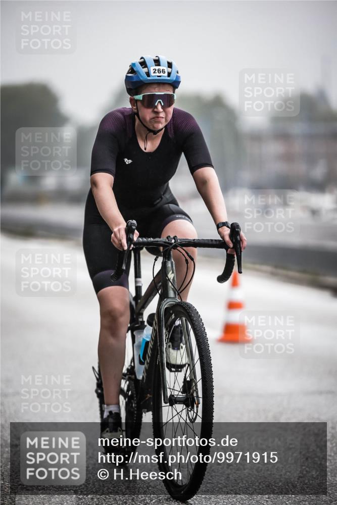 16.08.2026 - KN Förde Triathlon 2026 H.Heesch http://msf.ph/oto/9971915 16.08.2026 10:02:49 Radfahren 181, 233, 234, 253, 266 meine-sportfotos.de