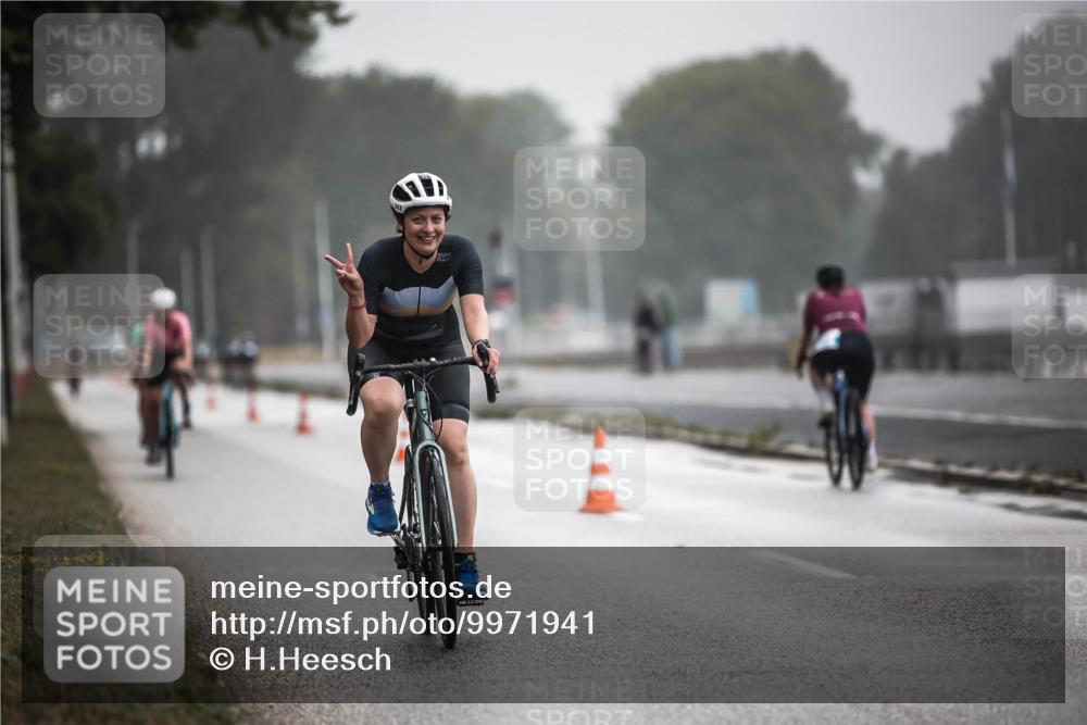 16.08.2026 - KN Förde Triathlon 2026 H.Heesch http://msf.ph/oto/9971941 16.08.2026 10:03:13 Radfahren 152, 193, 232 meine-sportfotos.de