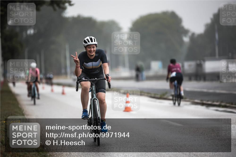 16.08.2026 - KN Förde Triathlon 2026 H.Heesch http://msf.ph/oto/9971944 16.08.2026 10:03:14 Radfahren 152, 193, 232 meine-sportfotos.de