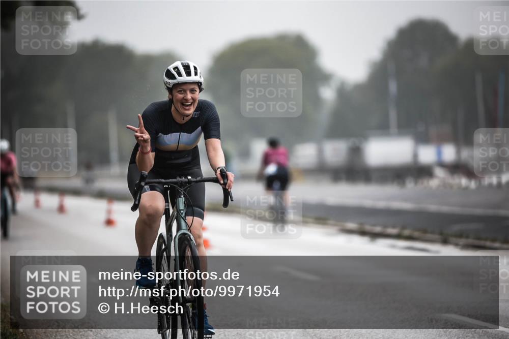 16.08.2026 - KN Förde Triathlon 2026 H.Heesch http://msf.ph/oto/9971954 16.08.2026 10:03:14 Radfahren 152, 193, 232 meine-sportfotos.de