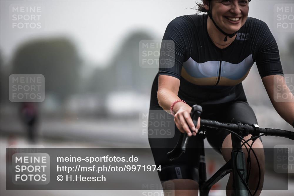 16.08.2026 - KN Förde Triathlon 2026 H.Heesch http://msf.ph/oto/9971974 16.08.2026 10:03:15 Radfahren 152, 193, 232, 244 meine-sportfotos.de