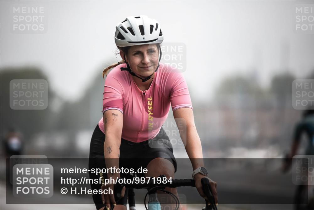 16.08.2026 - KN Förde Triathlon 2026 H.Heesch http://msf.ph/oto/9971984 16.08.2026 10:03:20 Radfahren 241, 244 meine-sportfotos.de