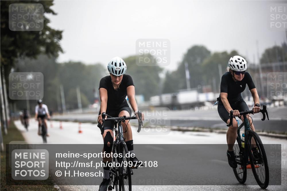 16.08.2026 - KN Förde Triathlon 2026 H.Heesch http://msf.ph/oto/9972108 16.08.2026 10:04:11 Radfahren 226, 227, 228 meine-sportfotos.de
