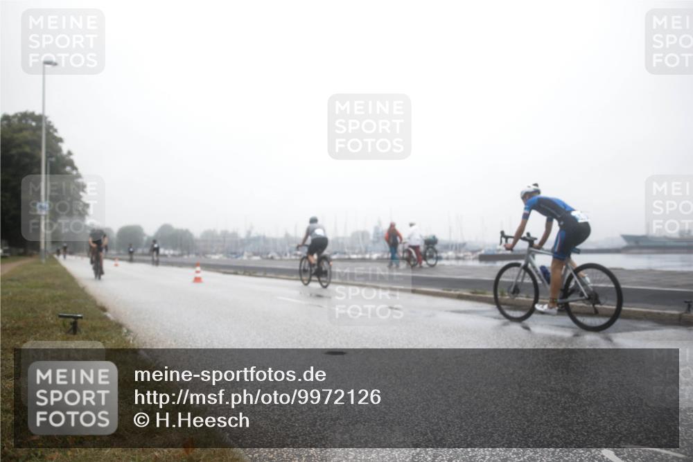 16.08.2026 - KN Förde Triathlon 2026 H.Heesch http://msf.ph/oto/9972126 16.08.2026 09:51:50 Radfahren 227, 245 meine-sportfotos.de