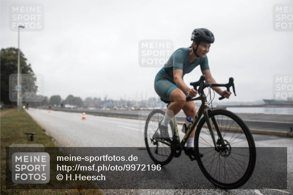 16.08.2026 - KN Förde Triathlon 2026 H.Heesch http://msf.ph/oto/9972196 16.08.2026 09:54:40 Radfahren 135, 232 meine-sportfotos.de