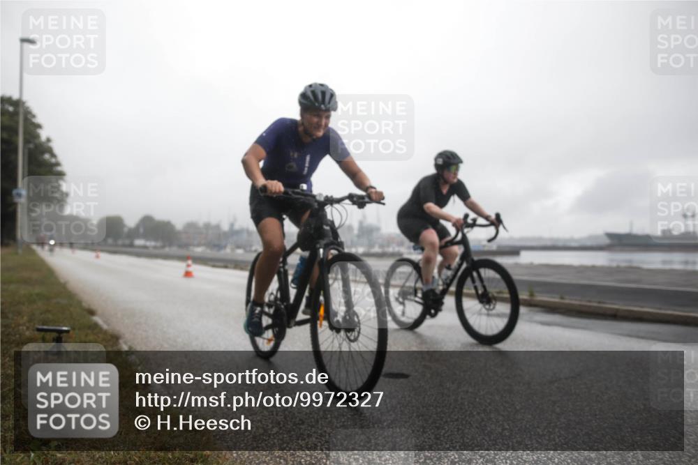 16.08.2026 - KN Förde Triathlon 2026 H.Heesch http://msf.ph/oto/9972327 16.08.2026 10:02:29 Radfahren 188, 236, 263 meine-sportfotos.de