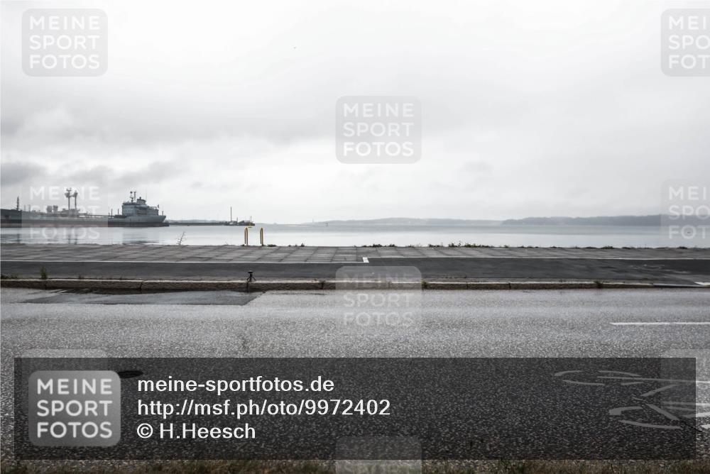 16.08.2026 - KN Förde Triathlon 2026 H.Heesch http://msf.ph/oto/9972402 16.08.2026 10:04:55 Radfahren  meine-sportfotos.de