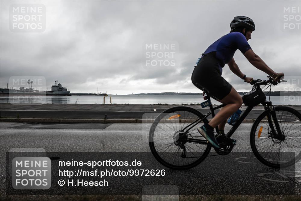 16.08.2026 - KN Förde Triathlon 2026 H.Heesch http://msf.ph/oto/9972626 16.08.2026 10:16:37 Radfahren  meine-sportfotos.de