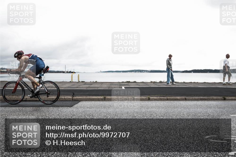 16.08.2026 - KN Förde Triathlon 2026 H.Heesch http://msf.ph/oto/9972707 16.08.2026 11:04:03 Radfahren 320, 343, 363 meine-sportfotos.de