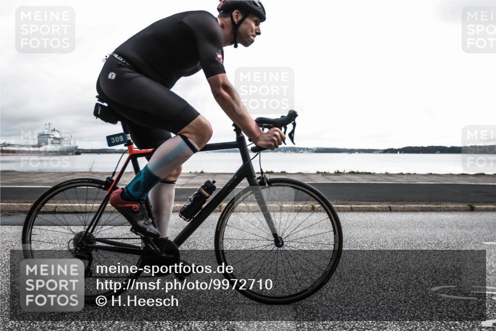 16.08.2026 - KN Förde Triathlon 2026 H.Heesch http://msf.ph/oto/9972710 16.08.2026 11:04:18 Radfahren 309, 329, 340 meine-sportfotos.de