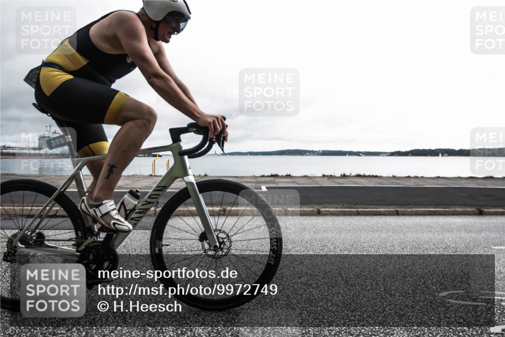16.08.2026 - KN Förde Triathlon 2026 H.Heesch http://msf.ph/oto/9972749 16.08.2026 11:07:34 Radfahren 330, 350, 358, 361, 390 meine-sportfotos.de