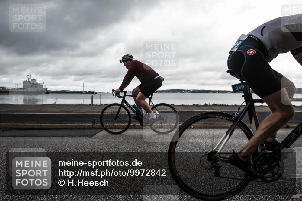 16.08.2026 - KN Förde Triathlon 2026 H.Heesch http://msf.ph/oto/9972842 16.08.2026 11:12:03 Radfahren 312, 357, 369, 389, 393 meine-sportfotos.de