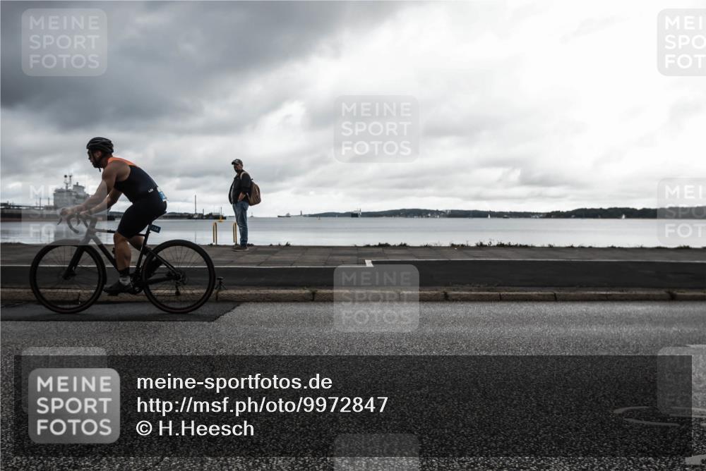 16.08.2026 - KN Förde Triathlon 2026 H.Heesch http://msf.ph/oto/9972847 16.08.2026 11:12:16 Radfahren 388, 400, 408 meine-sportfotos.de