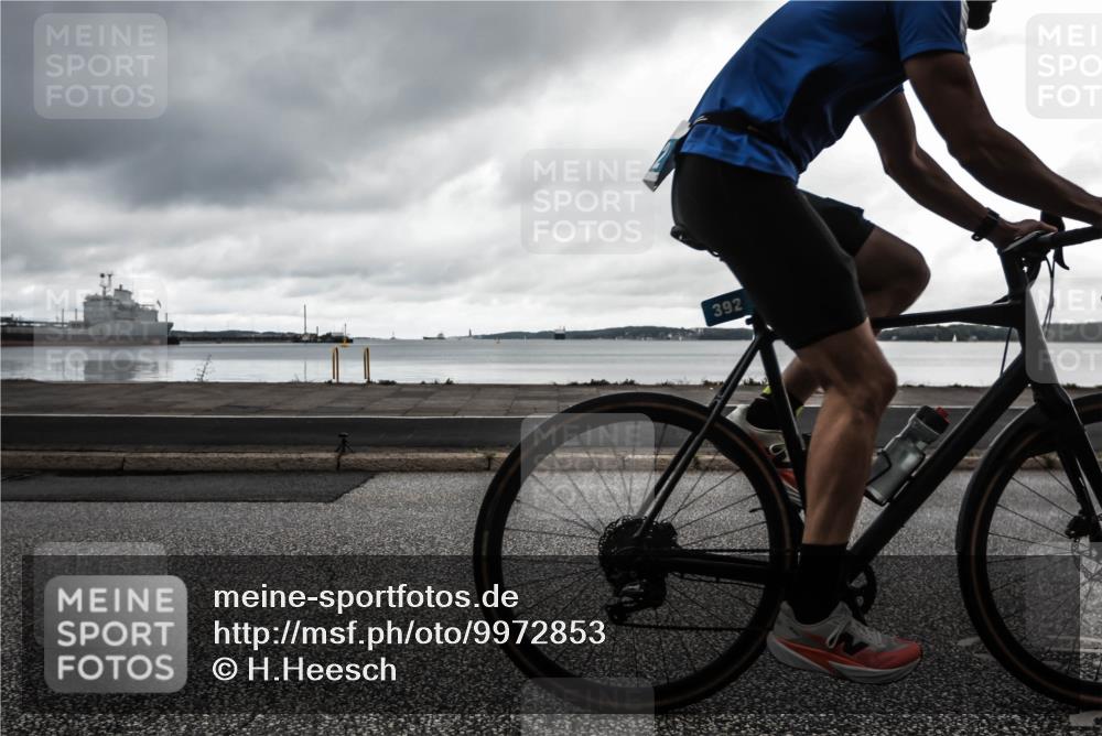 16.08.2026 - KN Förde Triathlon 2026 H.Heesch http://msf.ph/oto/9972853 16.08.2026 11:12:33 Radfahren 310, 325, 374, 392, 412 meine-sportfotos.de
