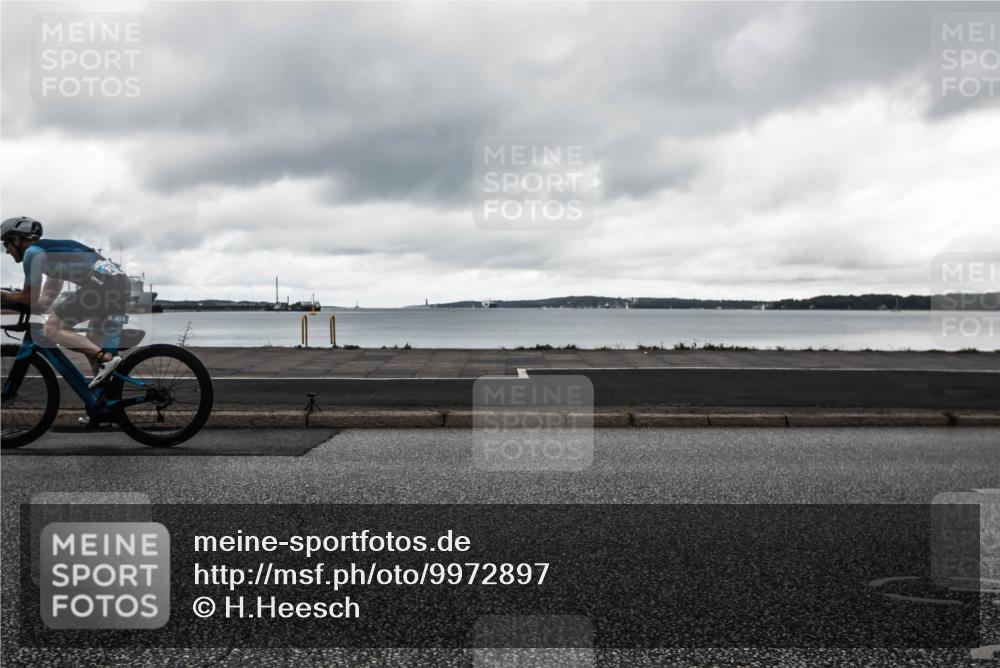 16.08.2026 - KN Förde Triathlon 2026 H.Heesch http://msf.ph/oto/9972897 16.08.2026 11:14:49 Radfahren 396, 408 meine-sportfotos.de