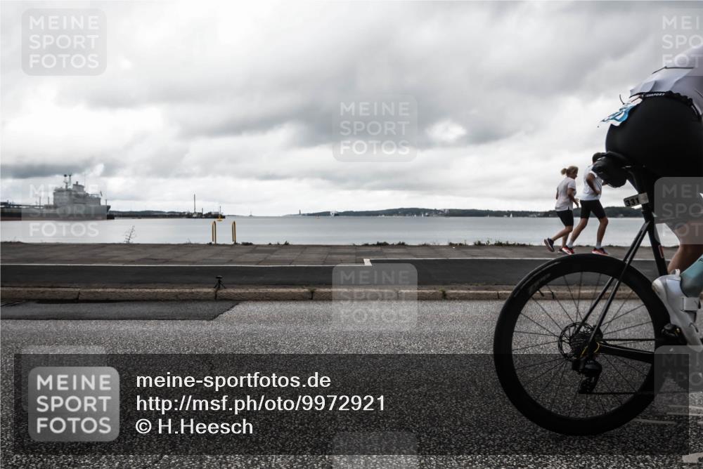 16.08.2026 - KN Förde Triathlon 2026 H.Heesch http://msf.ph/oto/9972921 16.08.2026 11:15:57 Radfahren 331, 385, 421 meine-sportfotos.de