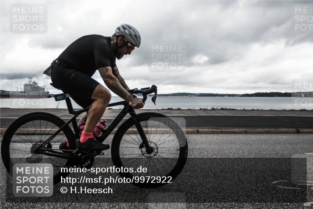 16.08.2026 - KN Förde Triathlon 2026 H.Heesch http://msf.ph/oto/9972922 16.08.2026 11:16:02 Radfahren 421 meine-sportfotos.de