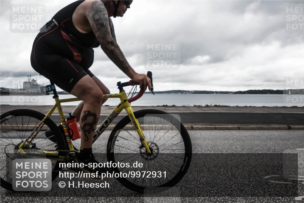 16.08.2026 - KN Förde Triathlon 2026 H.Heesch http://msf.ph/oto/9972931 16.08.2026 11:16:30 Radfahren 354, 360, 413, 416 meine-sportfotos.de