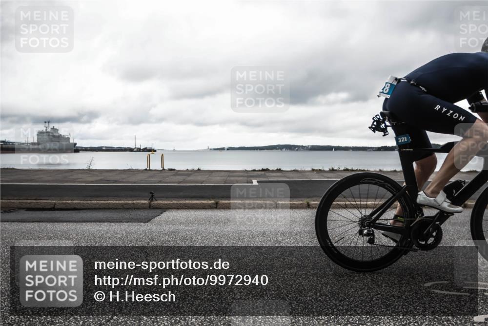 16.08.2026 - KN Förde Triathlon 2026 H.Heesch http://msf.ph/oto/9972940 16.08.2026 11:17:02 Radfahren 319, 328, 350, 381 meine-sportfotos.de
